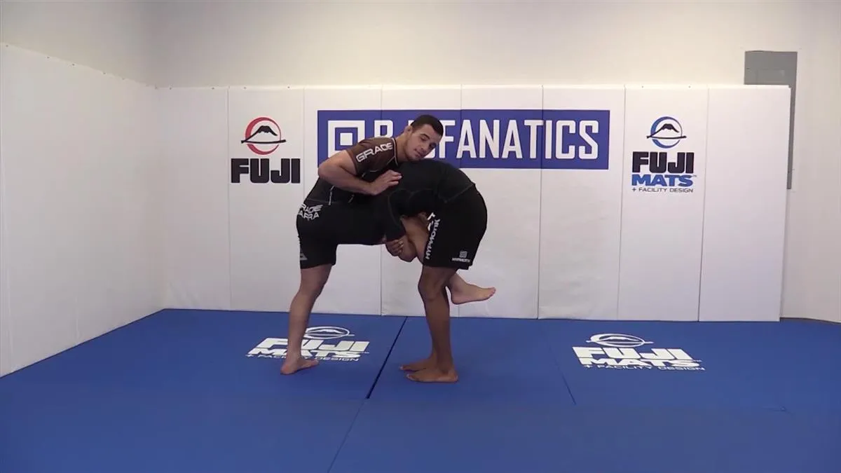 Guillotine Fundamentals by Pedro Marinho