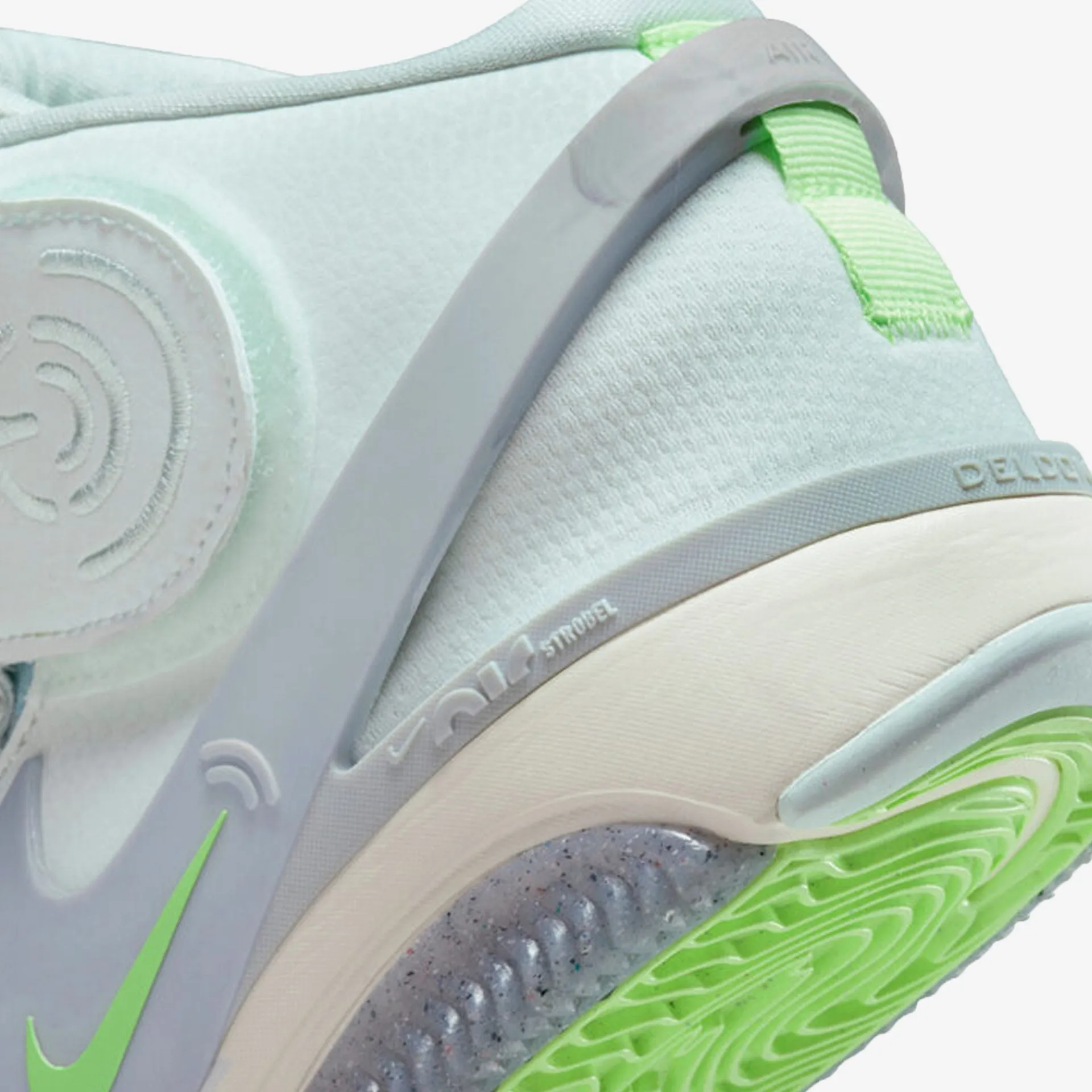 Nike | AIR DELDON  { LYME